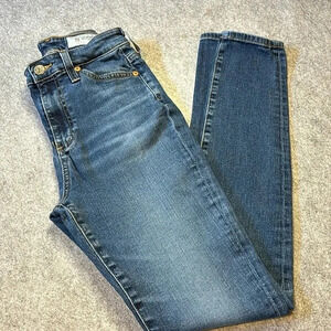 AG  Jeans, The Mila. Size 25R.